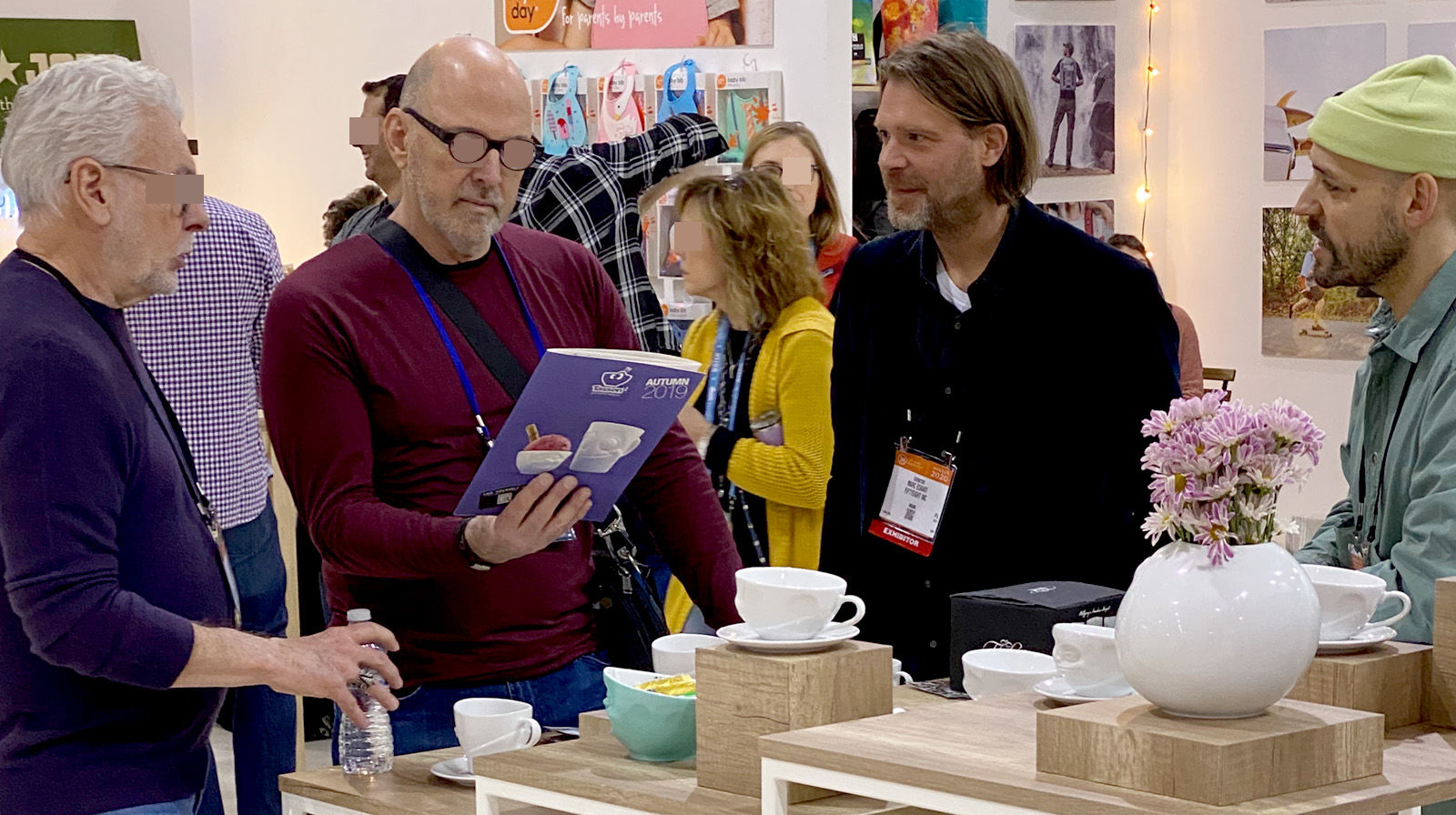  Hört sich alles nach viel Spaß an in Las Vegas. War es, aber eben auch „tough business“ wie man hier sagt. Die Gründer und Geschäftsführer Marc Eckart und Max Zimmermann waren zusammen persönlich vor Ort. So kann man den Markt besser verstehen und im direkten persönlichen Kontakt lernt man am schnellsten, wie die Kunden wirklich ticken und was ihnen wichtig ist. 