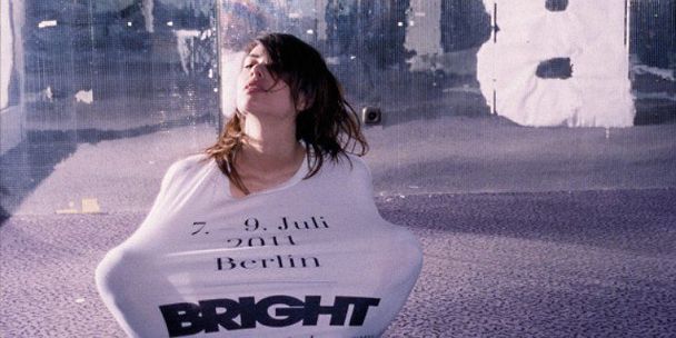 Bright_S11_Ad_Yara.jpg.730x365_q85_box-0,440,1000,800_crop_detail_upscale.jpg