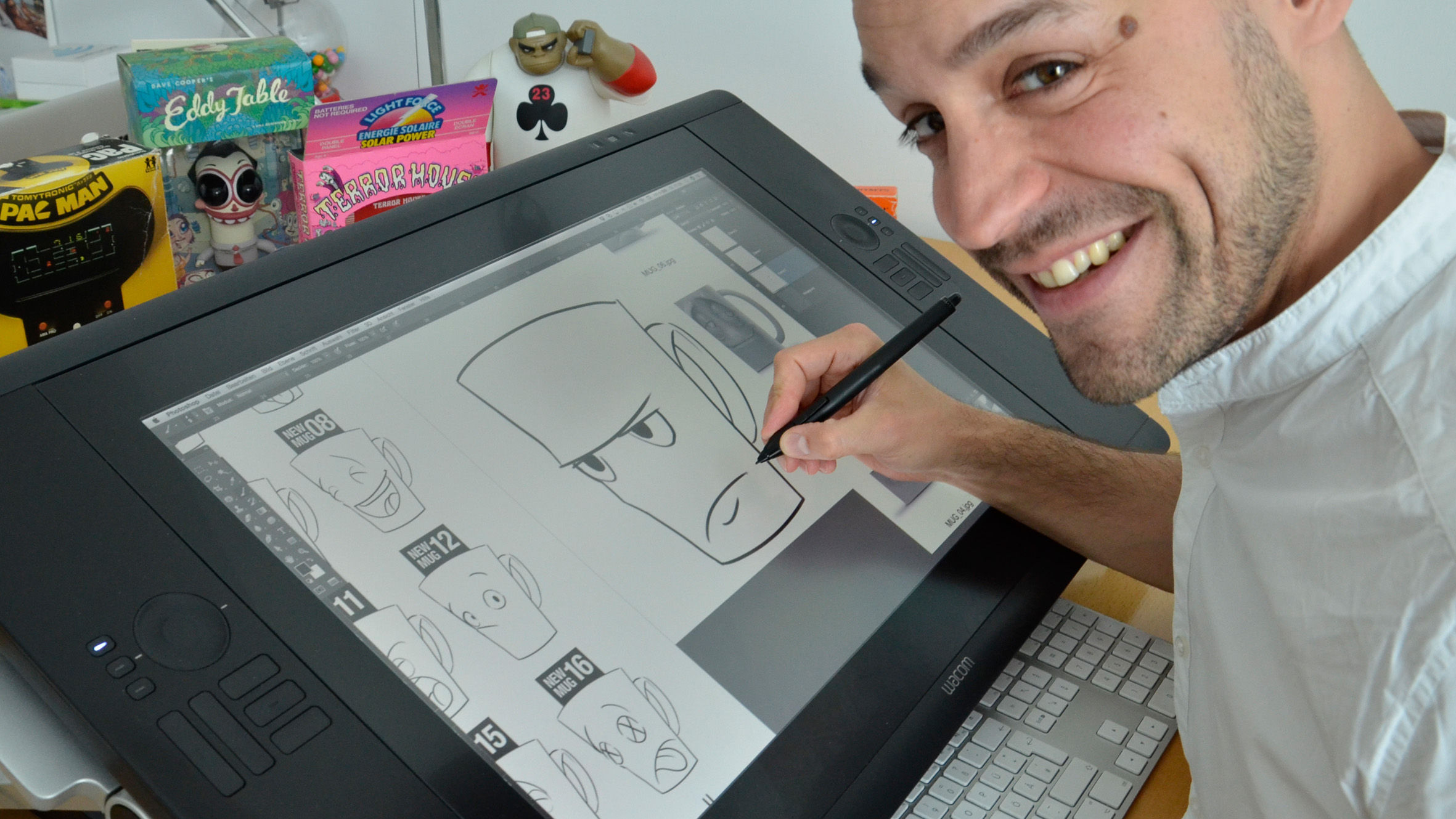  Wir können es selbst kaum erwarten, mit den Bechern das nächste To-Go-Café anzusteuern und mit stolz geschwellter Brust zu sagen: „Einmal vollmachen bitte!“ Als kleinen Vorgeschmack gibt’s einen Blick hinter die Kulissen in die Entstehungsgeschichte der Mugs im Interview mit 58 Products-Designer Max Zimmermann. 