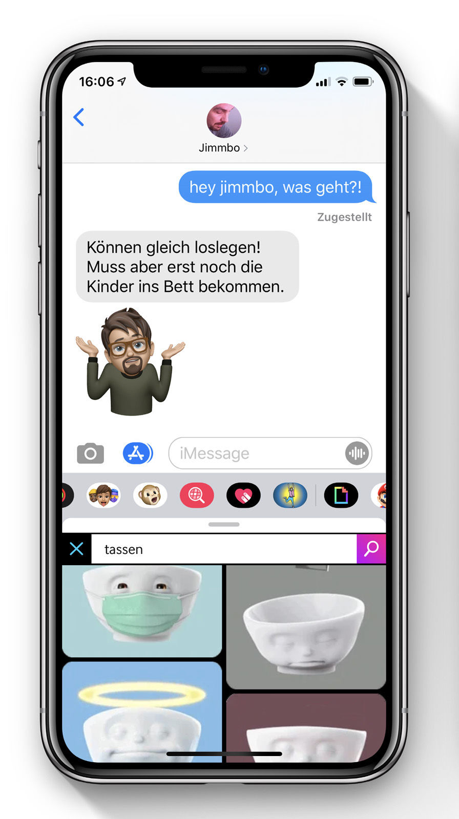  Aber erst noch mal kurz zurück zu den Emojis – über deren tieferen Sinn brauchen wir hier nicht lange zu philosophieren.   Es geht darum unseren Gefühlen ohne große Worte Ausdruck zu verleihen. Was ja tatsächlich sehr praktisch ist, denn so müssen wir in unseren Chats, SMS und Mails nicht so viel schreiben und der Empfänger weiß sofort wie ich drauf bin.   Non-verbal und international, wie man im Agentur-Speech so schön sagt. 