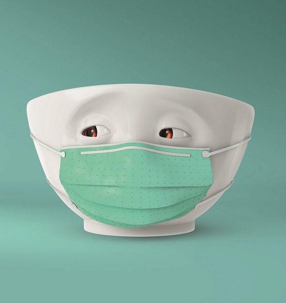 "Super Idee!", fanden alle. Und Max Zimmermann, einer der Gründer und geschäftsführender Gesellschafter von FIFTYEIGHT, hatte mit „FÜR`N ARSCH“ auch spontan den perfekten Namen für das neue Mitglied in der FIFTYEIGHT PRODUCTS Familie. Wirklich schnell ging es dann mit allen notwendigen Schritten wie Produkt-Design, Verpackung, Logistik und Klärung der vielen Detailfragen. Dabei hat sich auch wieder einmal gezeigt, was für ein tolles und eingespieltes Team wir bei FIFTYEIGHT sind – auch in der Krise, auch im HomeOffice. Danke an alle, die uns dabei unterstützt haben.