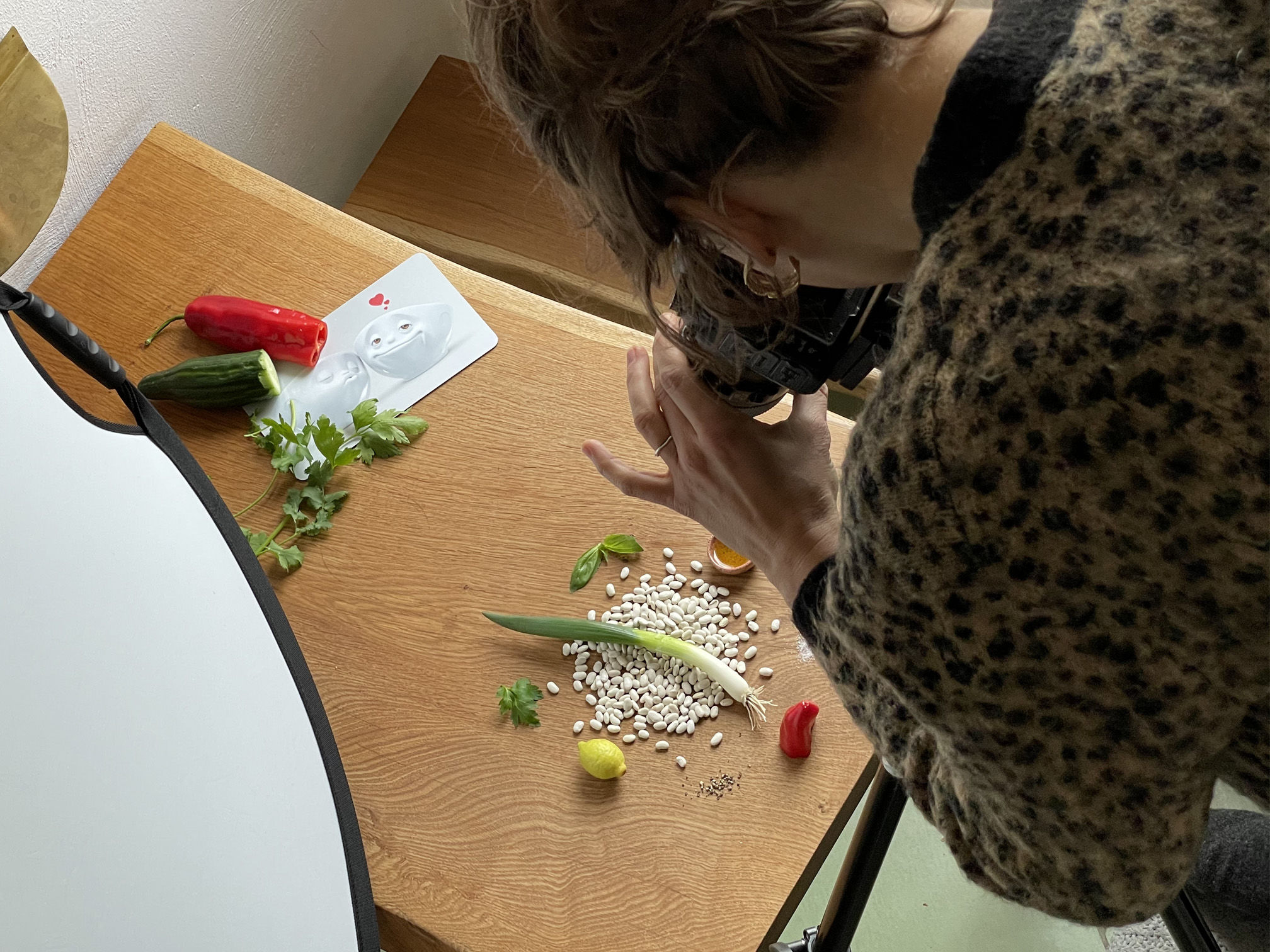  Es ist soweit! Unsere beliebte Rezeptserie  58. Bauchgefühl  mit Ernährungsexpertin  Canari.de  feierte letzte Woche ihren 50. Post. Und wir feiern gleich doppelt mit: Einmal mit einem exklusiven Interview mit Carina Zimmermann live bei ihr im Studio, das es hier zu lesen gibt. Und mit dieser Story hier, in der wir euch Carina’s 3 Top-Rezepte aus 50 Folgen 58.Bauchgefühl auf unserer Website servieren. Wir wünschen guten Appetit und hoffen, ihr schaut auch immer wieder jeden Donnerstag auf Facebook vorbei, wenn eine neue Folge von 58.Bauchgefühl erscheint. Immer mit frischen Zutaten und saisonalen Rezepten zum Nachkochen. Also, hier die ultimative Top 3! 