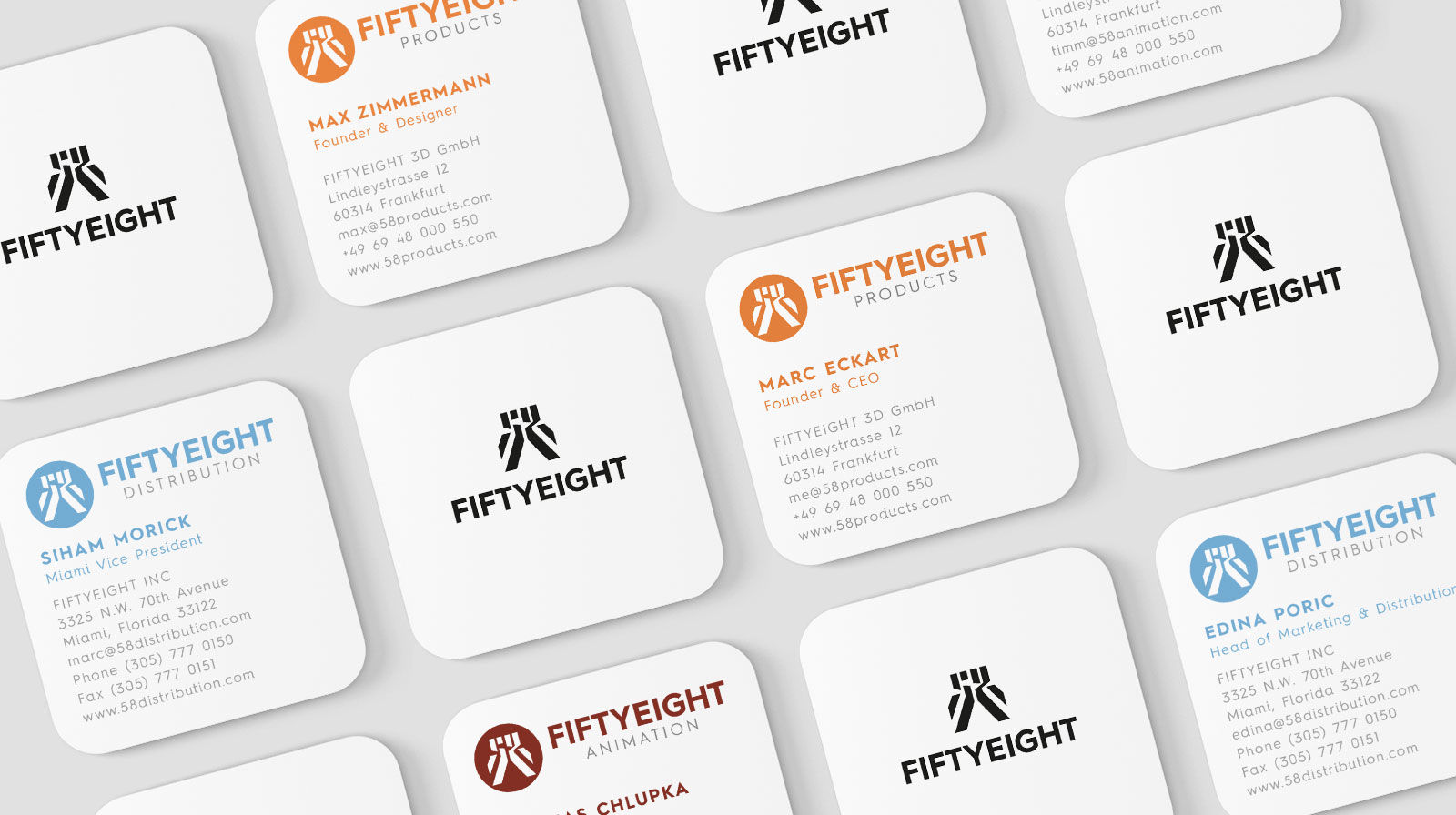  Wie alle großen Projekte bei uns, hat auch dieses von allen Beteiligten viel abverlangt. Während sich andere Unternehmen den Luxus einer externen Brand Agency gönnen, haben wir die komplette Entwicklung und Umsetzung intern gestemmt … neben dem Tagesgeschäft versteht sich.   Das können wir auch, denn wer uns kennt, weiß ja, dass FIFTYEIGHT seit mehr als 20 Jahren auch ein Animation Studio ist, in dem alle TASSEN Charaktere entstehen. Übrigens: unsere Produktpalette umfasst jetzt mittlerweile mehr als 40 Charaktere, mit denen wir Menschen in mehr als 60 Ländern weltweit Freude bereiten.  